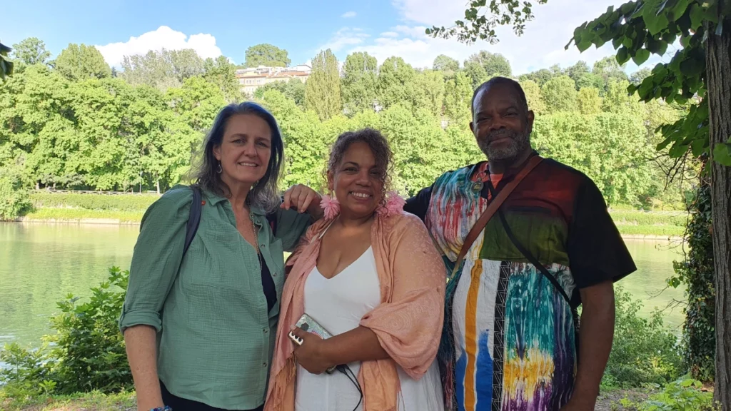 With Aida and William, 3 people near the Po river